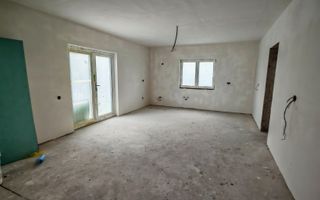 Vila LUX Parter+Etaj(stil mediteranean) in Sanpetru Calea Harmanului - Poză 8