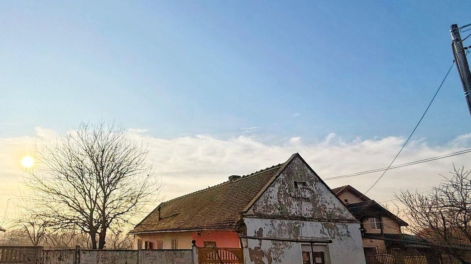 Casa batraneasca demolabila, Sanmihaiu Roman, Comision 0% - Poză 1