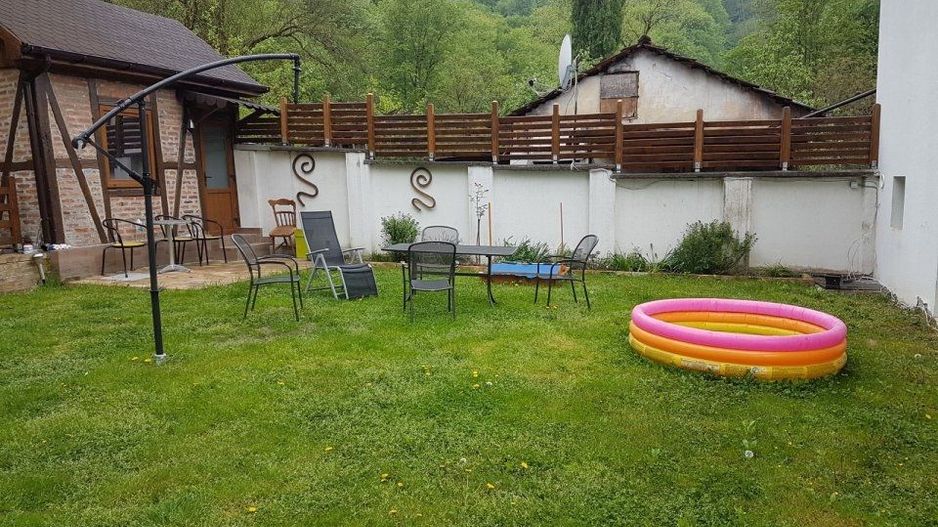Închiriez apartament in vila - Poză 2