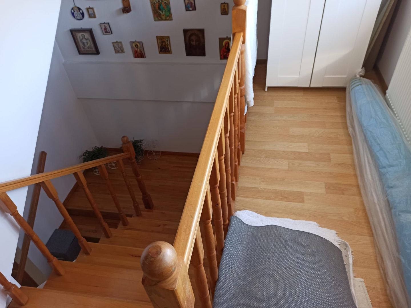 vila triplex,deosebita,mob-util partial/complet/Frumusani-Calarasi - Poză 47