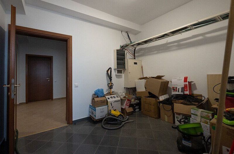 Vila cu 750 mp utili si teren de 1.480 mp in Erou Iancu Nicolae - Poză 40