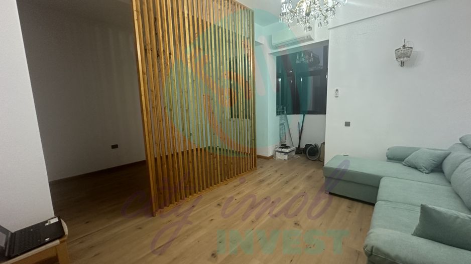 Garsoniera renovata intr-o zona boema - Poză 2