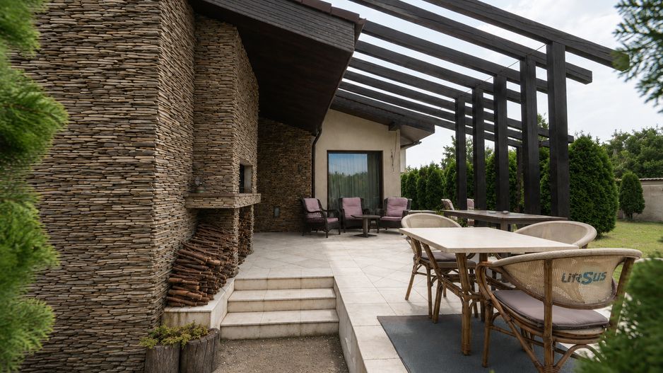 Vila cu piscina, 6 camere, 254mp utili, 815mp teren, com. Berceni - Poză 22