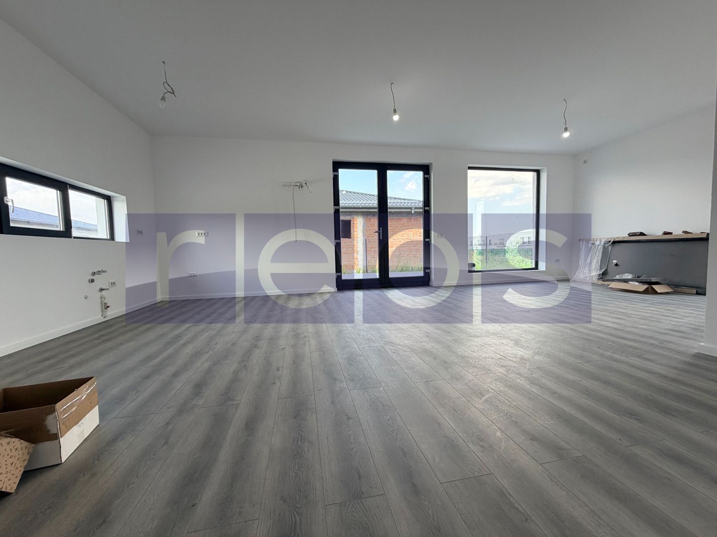 CASA INDIVIDUALA  | 3 DORMITOARE | CURTE PROPRIE | TUNARI - Poză 2