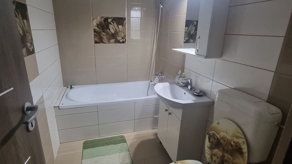 Apartament 2 camere, in Vila. Curte. Centrala. Parcare. Aparatorii Patriei. - Poză 5