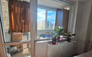 Apartament 2 camere Titan 58 mp etaj 8/10 1978 - Poză 3