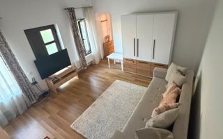 Casa de inchiriat Remetea - Curte comuna - Zona linistita - Poză 1