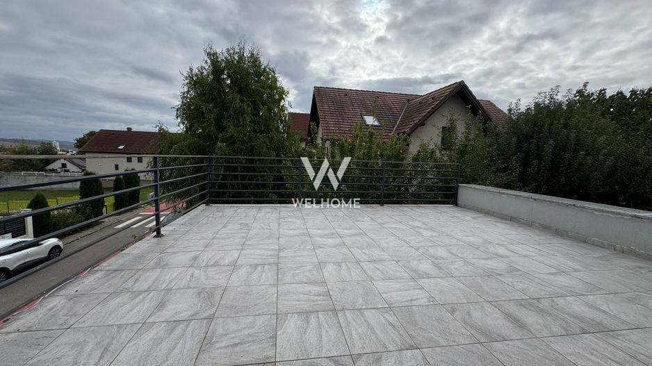 Casa superba , 5 camere si garaj ,zona linistita Sibiu - Poză 6