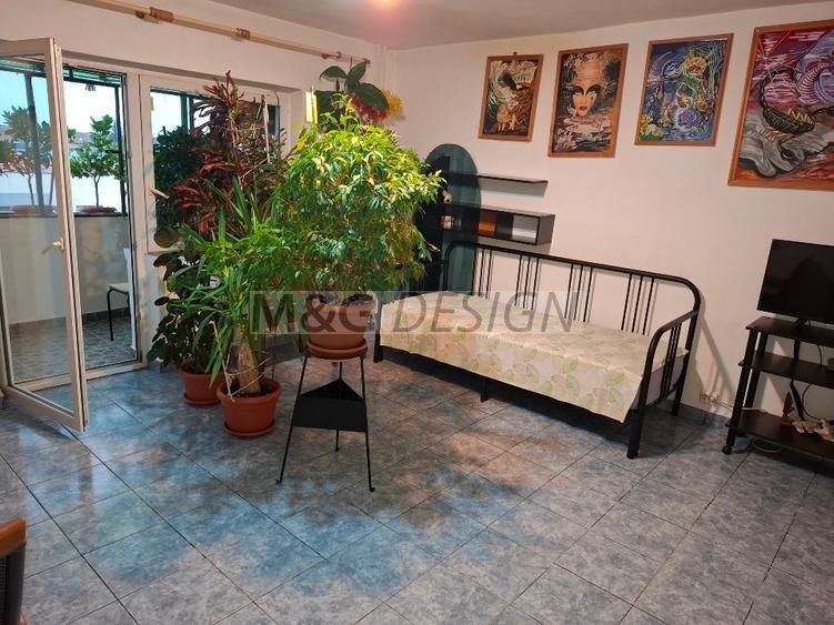 Apartament cu o camera zona Lunei - Poză 1