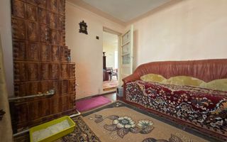 DE VANZARE GOSPODĂRIE CU POTENȚIAL ÎN BRĂNEȘTI, DÂMBOVIȚA - Poză 10