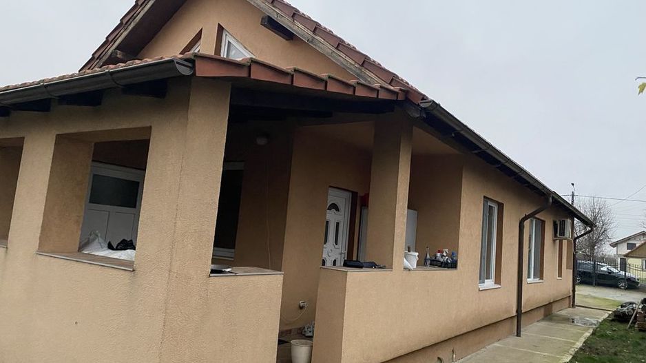 Vand casa in Amati - Poză 2