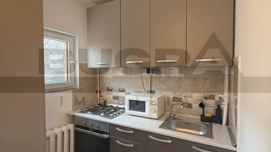 Garsoniera, 28 mp, balcon, zona Golden Tulip - Poză 6