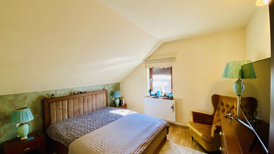 Casa moderna, individuala cu Garaj - Sura Mare - Poză 26