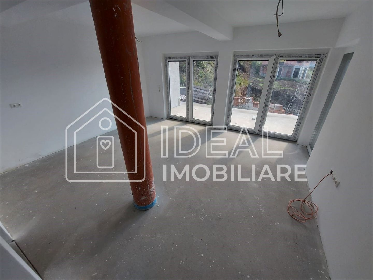 Casa Individuala Moderna cu 4 camere  si garaj, in Sura Mare - Poză 9