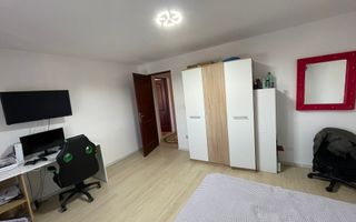 CASĂ SPAȚIOASĂ DE VÂNZARE ȘELIMBĂR - Poză 2