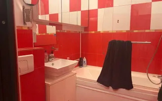 Apartament cu trei camere transformat in doua, Calea Grivitei - Poză 11