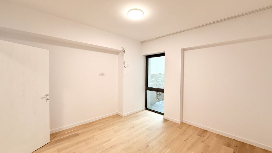 Tribunal Bulevardul Unirii 2 camere 147 mp 60 utili terasa 6 mp curte 81 mp 2025 - Poză 5