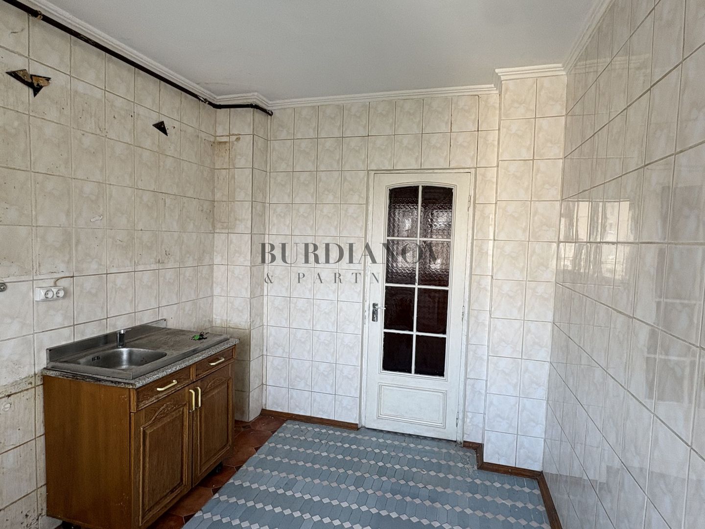 Apartament cu 4 camere - Metrou Gorjului - Bd. Uverturii 89 - Poză 3