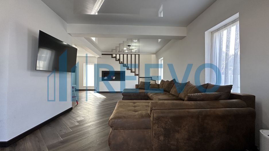 Casă/Vilă premium de vânzare, Hemeiuș, Bacău - Poză 2