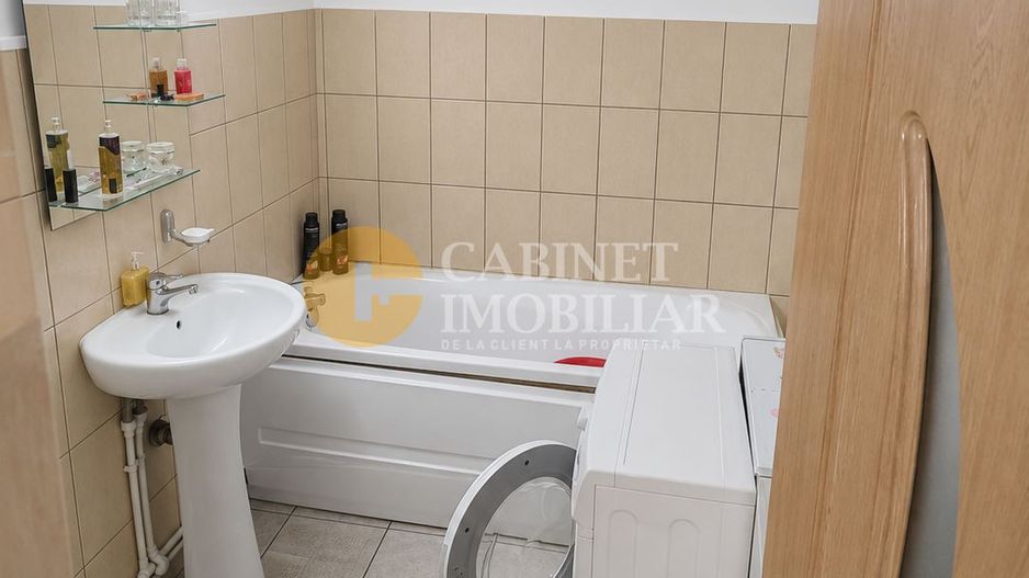 Corp de casă de vânzare – Tătărași, toate utilitatile, libera! - Poză 7