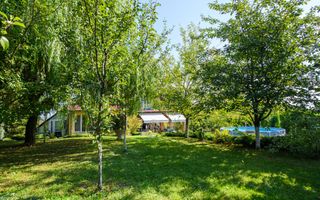 Casa cu salcie - refugiul tău boem, lângă oraș, pe un teren de 1800 mp - Poză 1