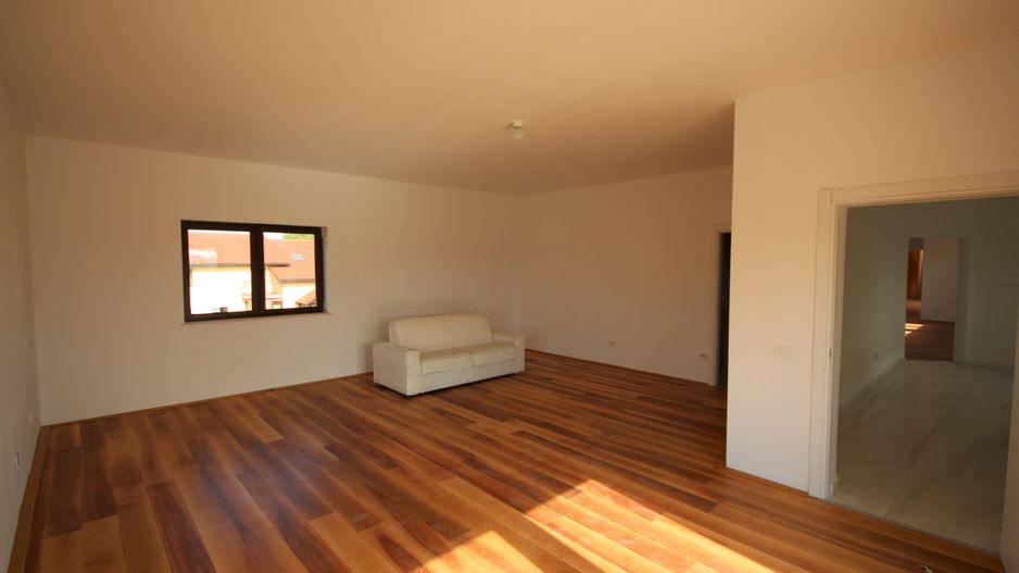 Casa stil mediteranian in Dumbravita - Poză 16