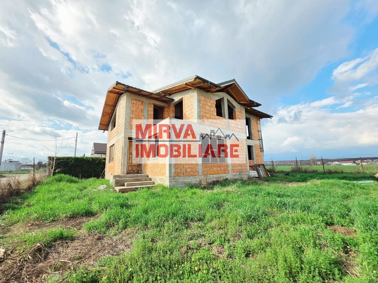 Vilă P+1 la roșu, 5 camere, 143 mp utili, teren 450 mp, Cocosesti - Poză 1