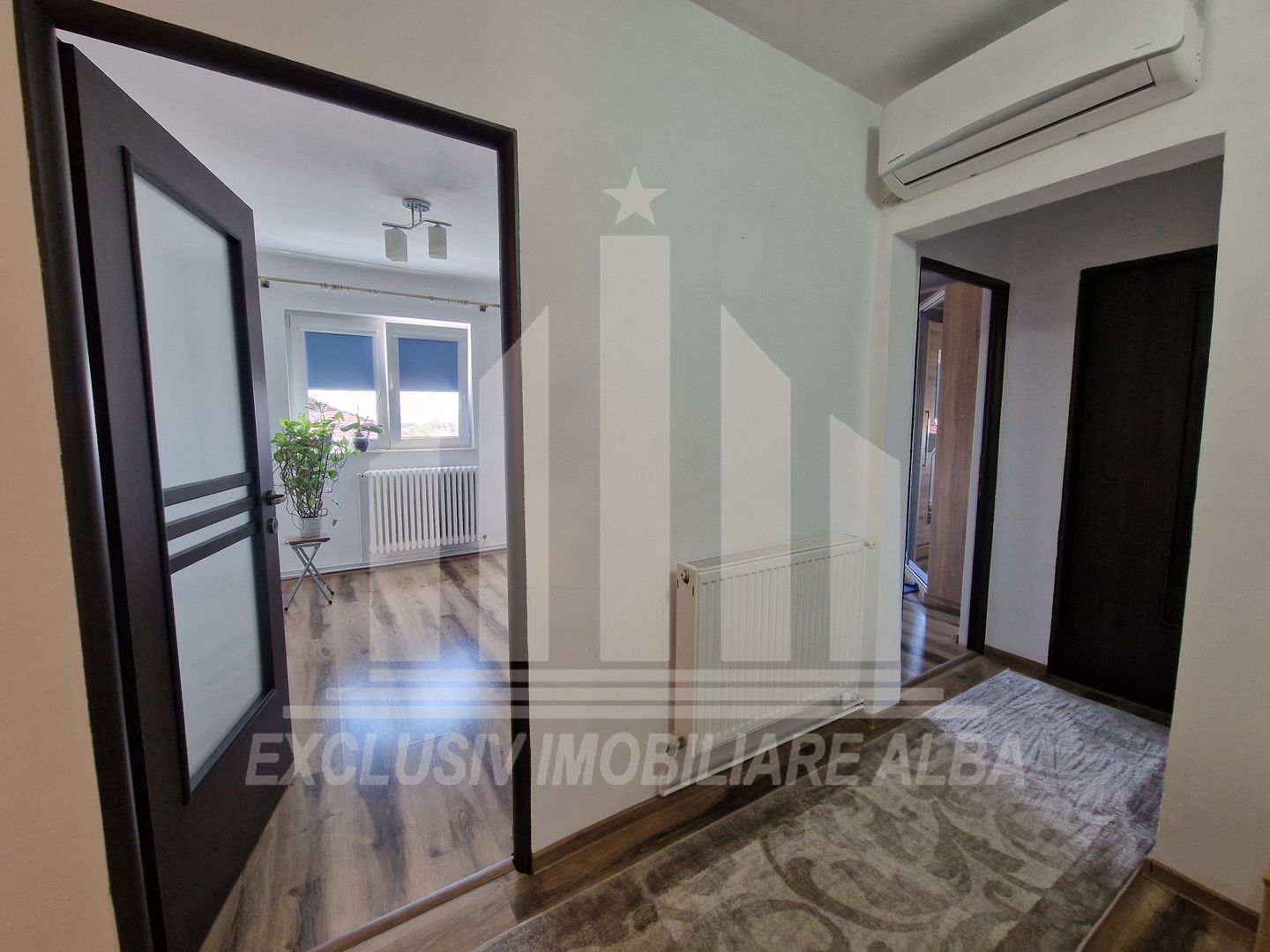 Apartament cu 4 camere decomandate, 2 bai, balcoane, Lidl-Cetate - Poză 3