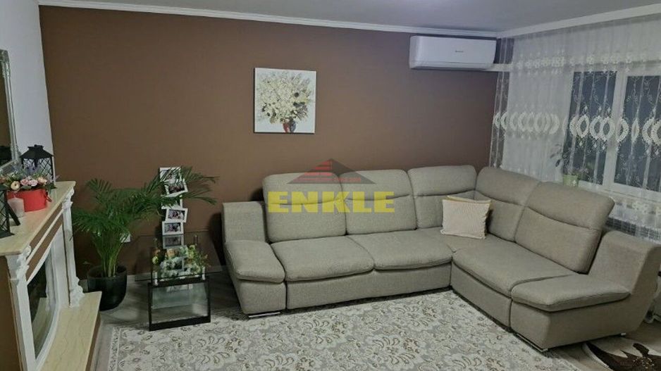 Apartament 3 camere, Zona Stejari, etaj 1 - Poză 1