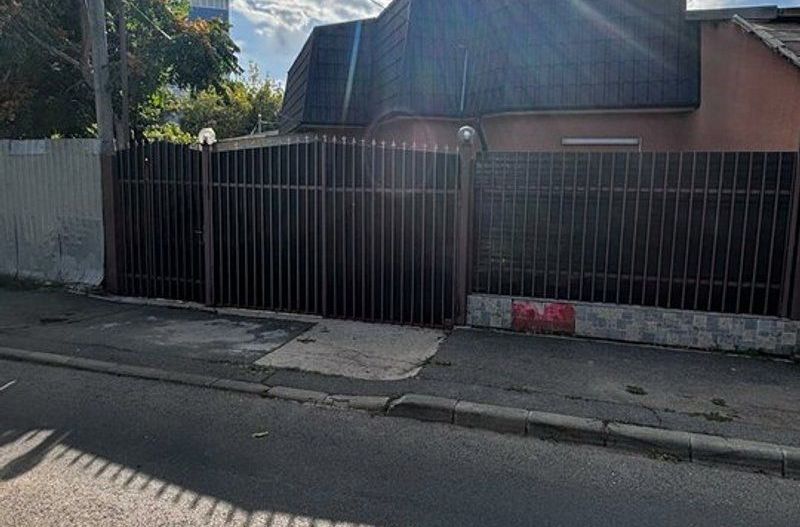 Casa singur curte Toporasi Cladova - Poză 1