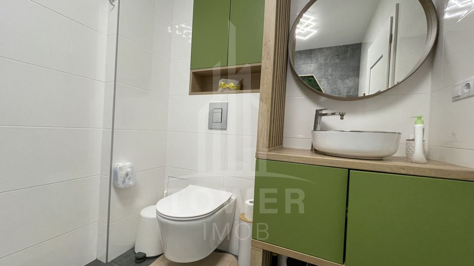 Apartament cu 3 camere de vânzare - Poză 14