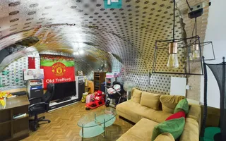 Casă la curte comună, zonă ultracentrală - Poză 15