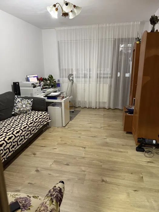 2 camere | 47mp utili | Circular | Renovat | Favorit - Poză 2