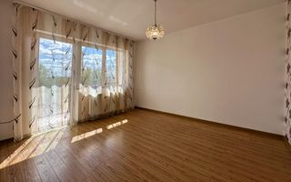 Casă de vânzare în Seini - strada Horea - Poză 5