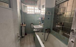 Apartament cu 2 camere / 50mp/ zona Podu Ros - Poză 7