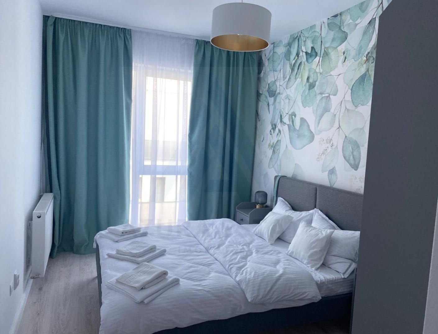 Apartament modern 3 camere balcon 5 mp utili si parcare zona Centrala - Poză 9