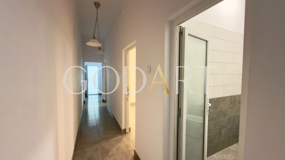 Vila spatioasa | Complet renovată | Central - Poză 28