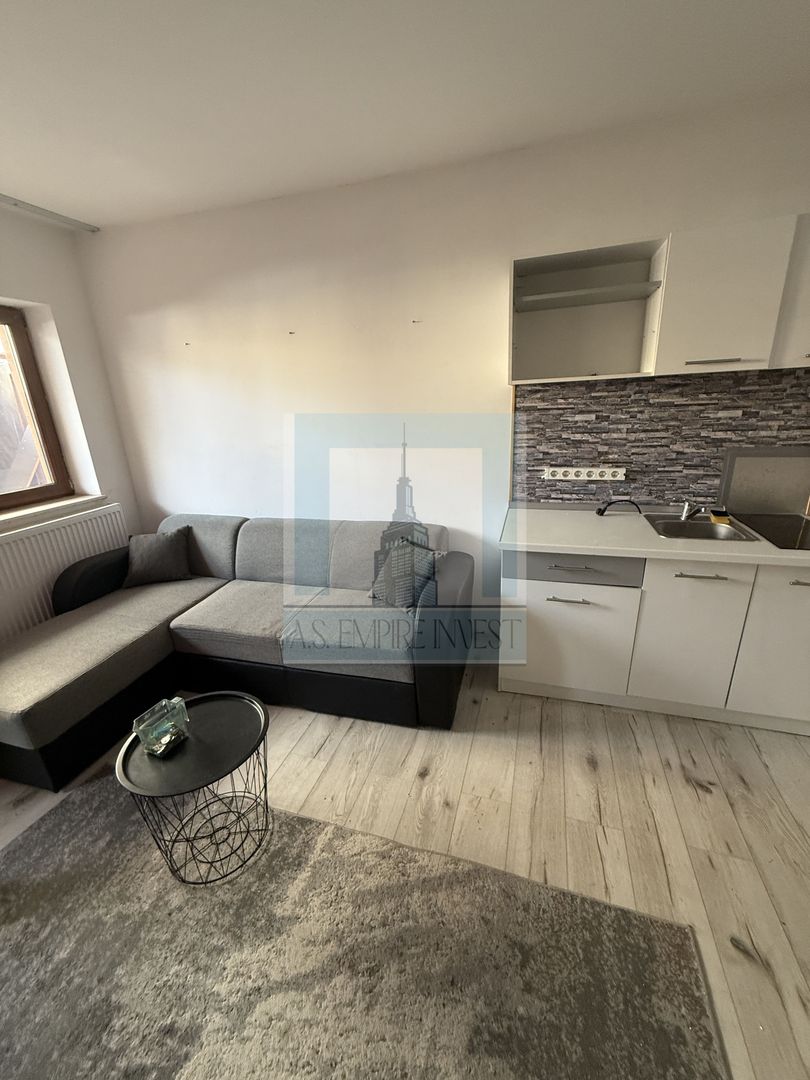 Casa 10 camere, 5 bai, 380 mp teren - zona Astra - Poză 8