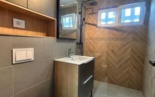 🏡 Apartament modern 3 camere - Poză 2