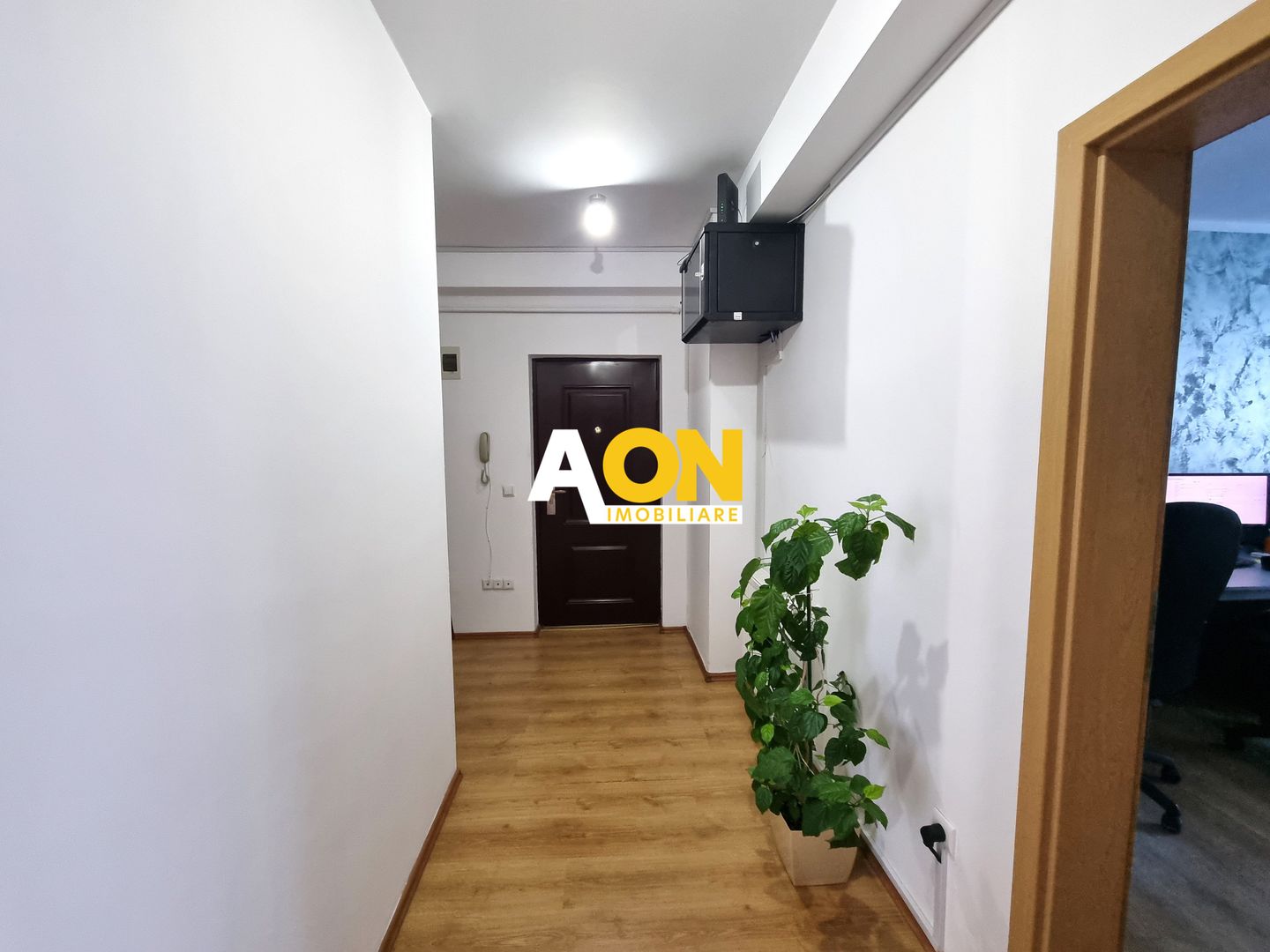 De vanzare apartament 2 camere, bloc nou, Cetate - Poză 5