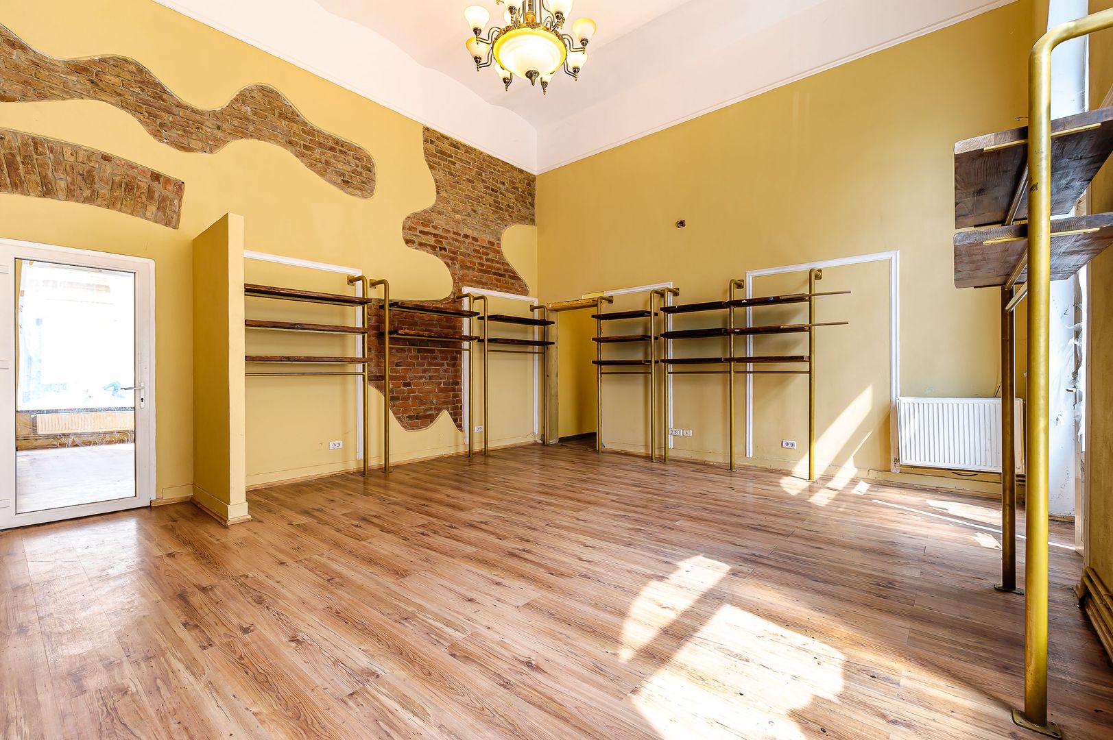 Spațiu comercial în Piața Catedralei - Poză 10