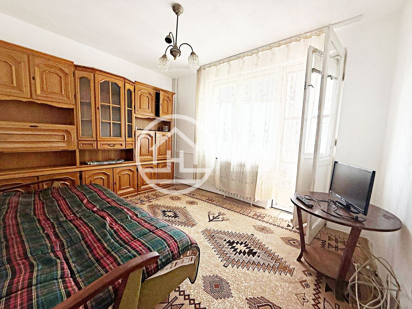 Apartament cu 3 camere de inchiriat in zona  Rogerius, Oradea - Poză 1