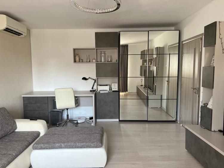 Vanzare Apartament 2 Camere Intre Nerva Traian si Mall Vitan - Poză 3