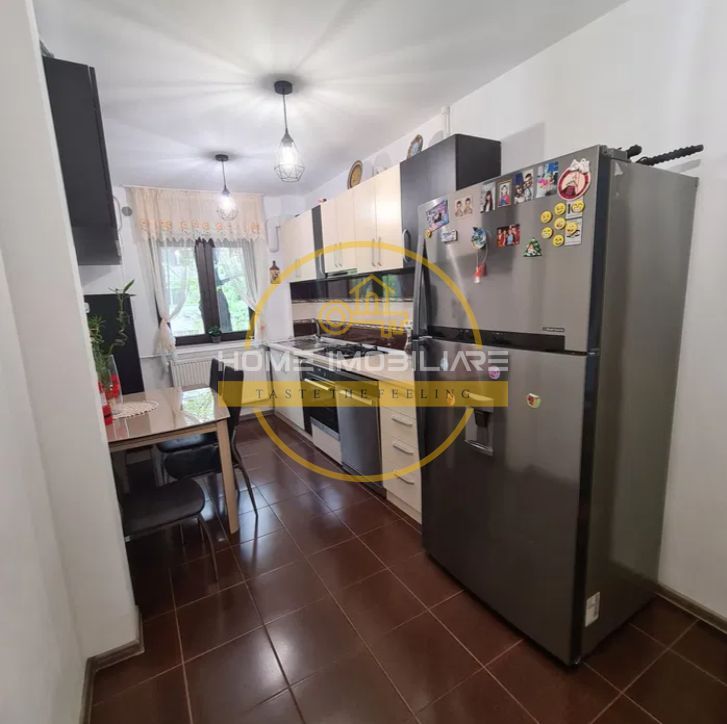 Zona Tatarasi/ Apartament renovat cu 4 camere/ Etaj 1/ 90 mp - Poză 4