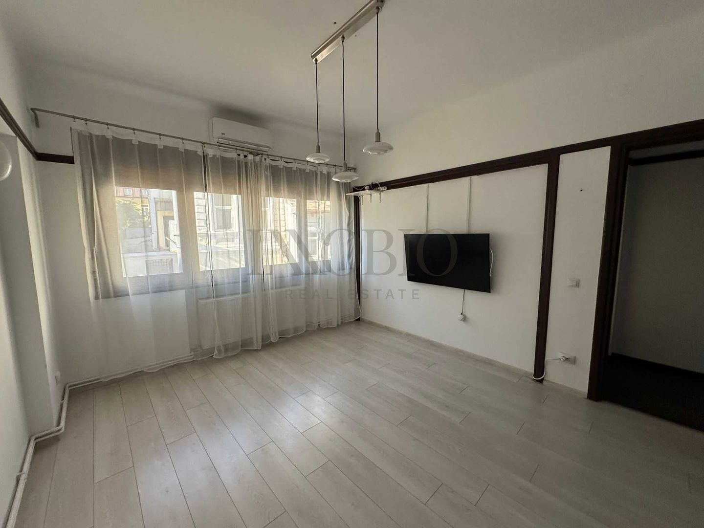 Apartament 5 camere in imobil Art-Deco recondiționat | Sala Radio - Poză 2