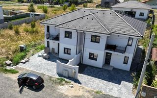 Duplex premium 130mp utili si 395mp teren in Giarmata Vii - Poză 1