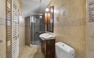 Casa individuala 5 camere | curte superba si garaj | Cristian - Poză 10