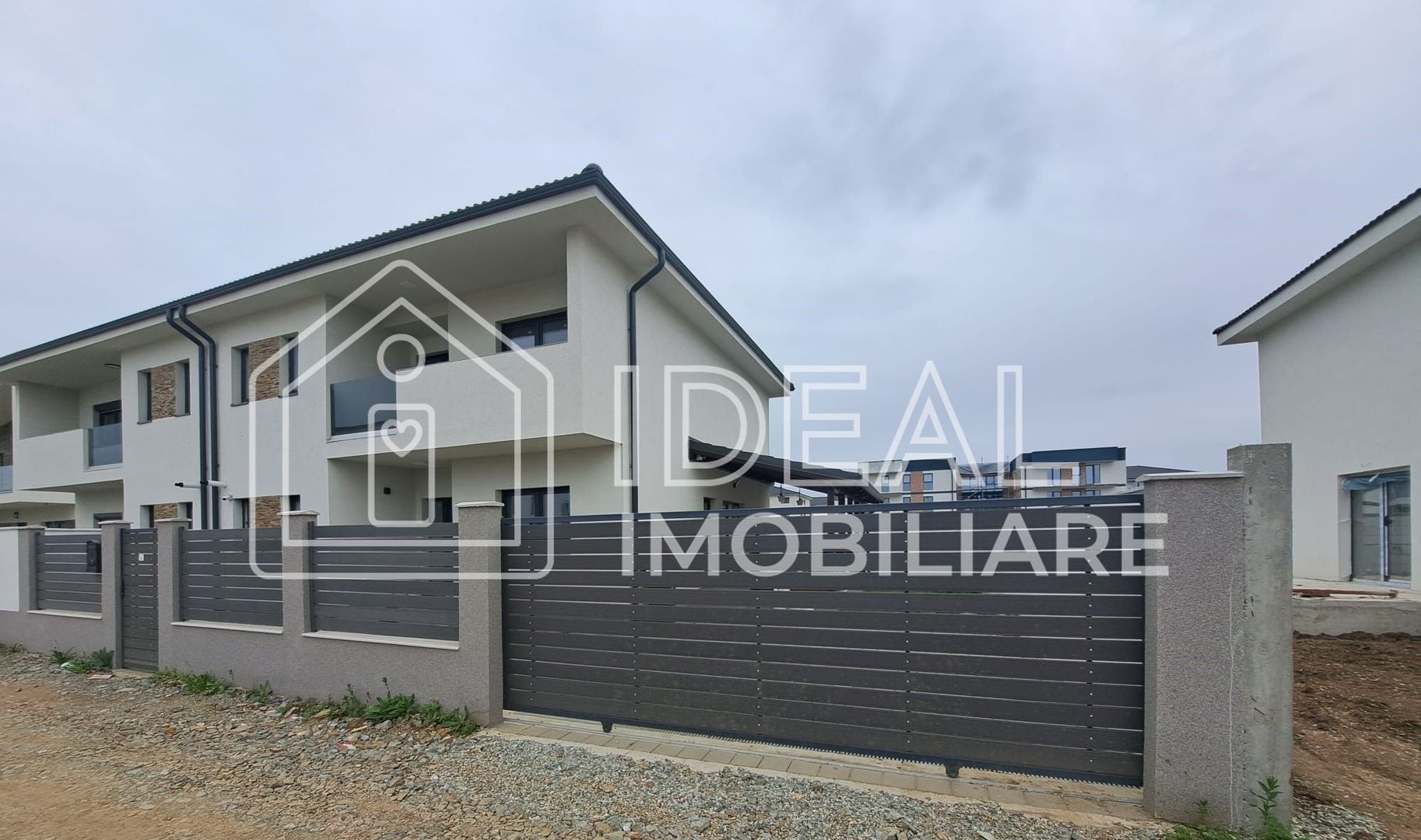 Duplex cu Modern cu 4 camere, in zona Triajului - Poză 1