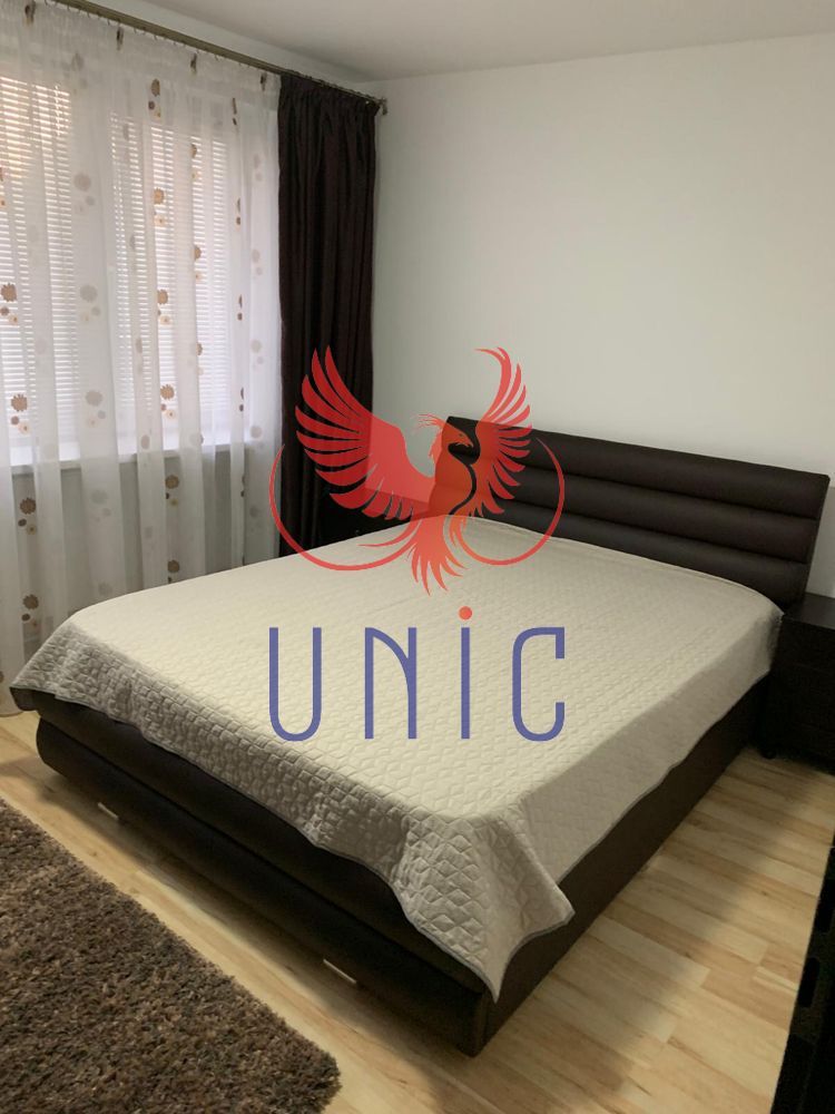 Apartament ultracentral - 3 camere semidecomandate - 500 Euro - Poză 1