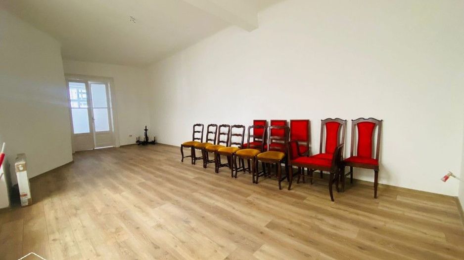 Apartament deosebit în clădire istorică pe strada Eugeniu de Savoia - Poză 4